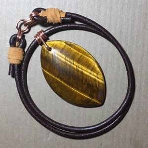 ❤️❤️❤️16” Tiger Eye Leather Choker Necklace